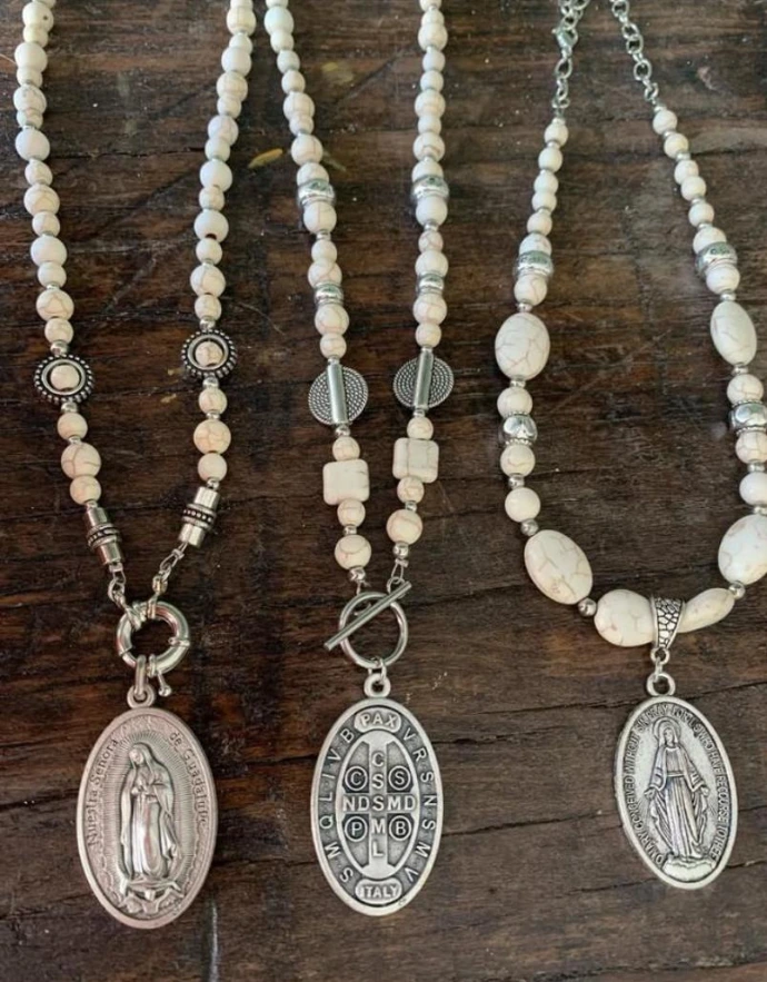 Collares