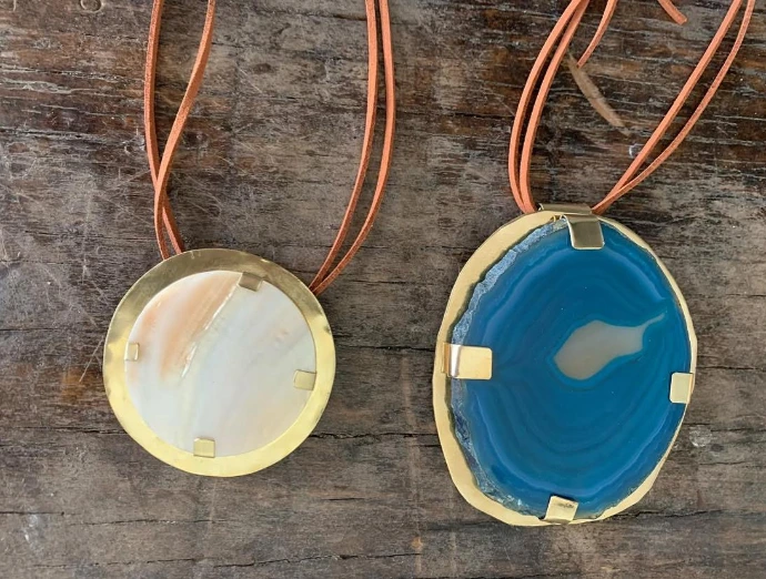 Collares